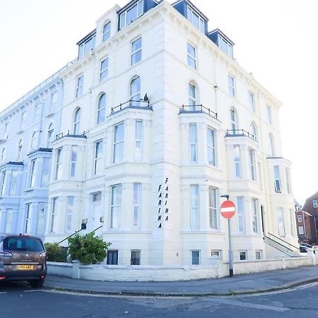 Farina No6, Sea View Apartment Sleeping 4 Guests ブリドリントン エクステリア 写真